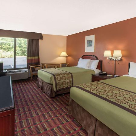 Days Inn By Wyndham Myrtle Beach Socastee Dış mekan fotoğraf