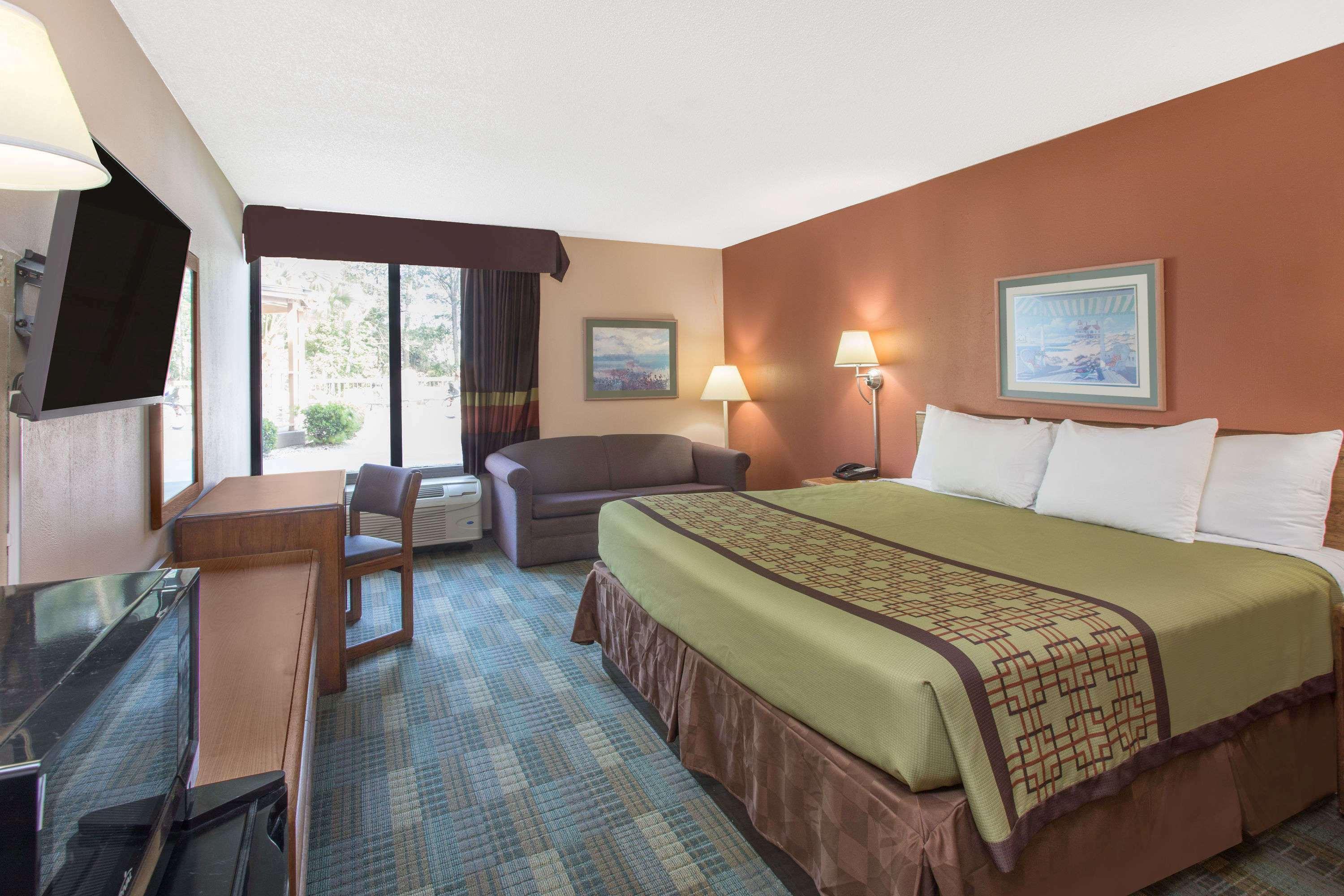 Days Inn By Wyndham Myrtle Beach Socastee Dış mekan fotoğraf