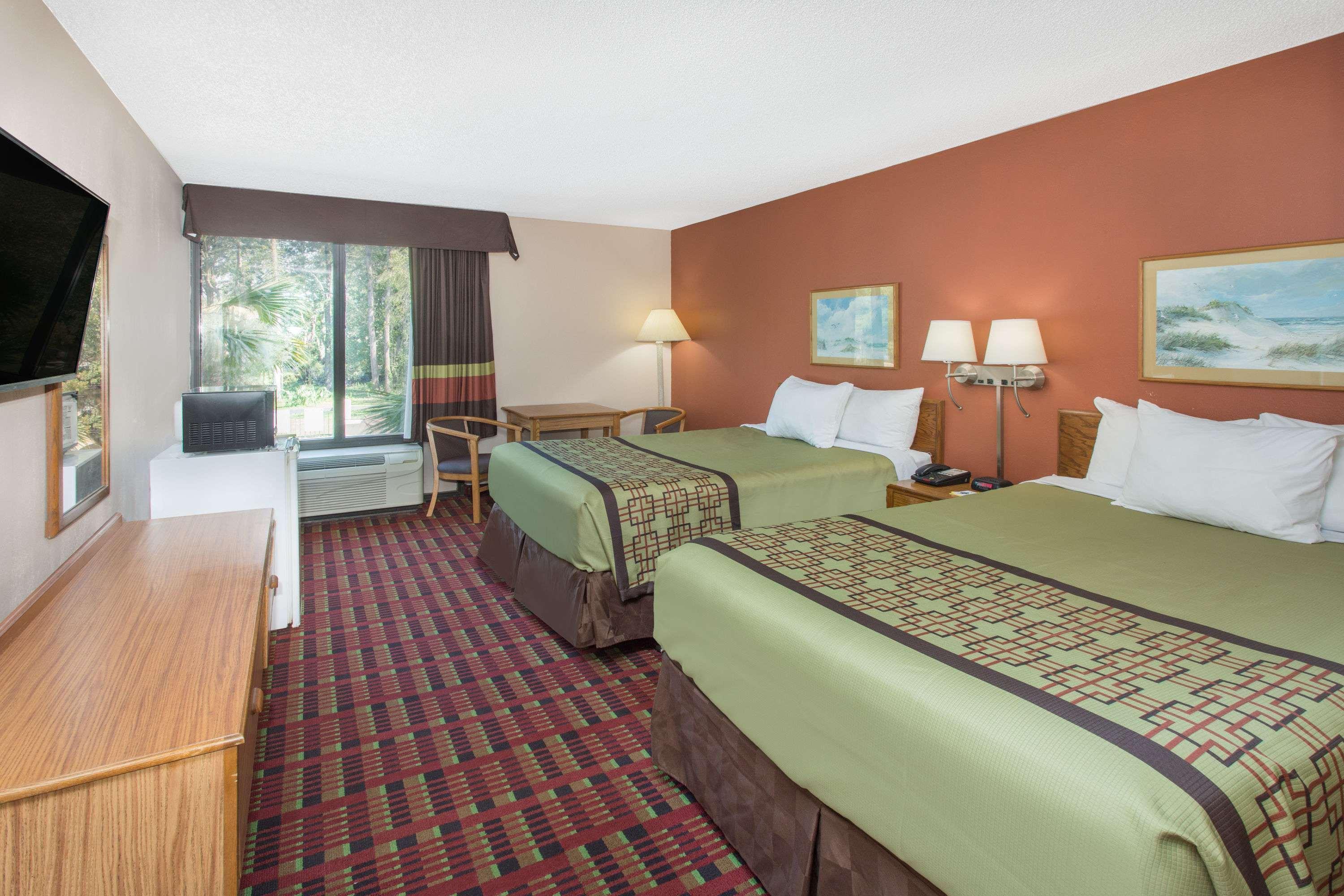 Days Inn By Wyndham Myrtle Beach Socastee Dış mekan fotoğraf
