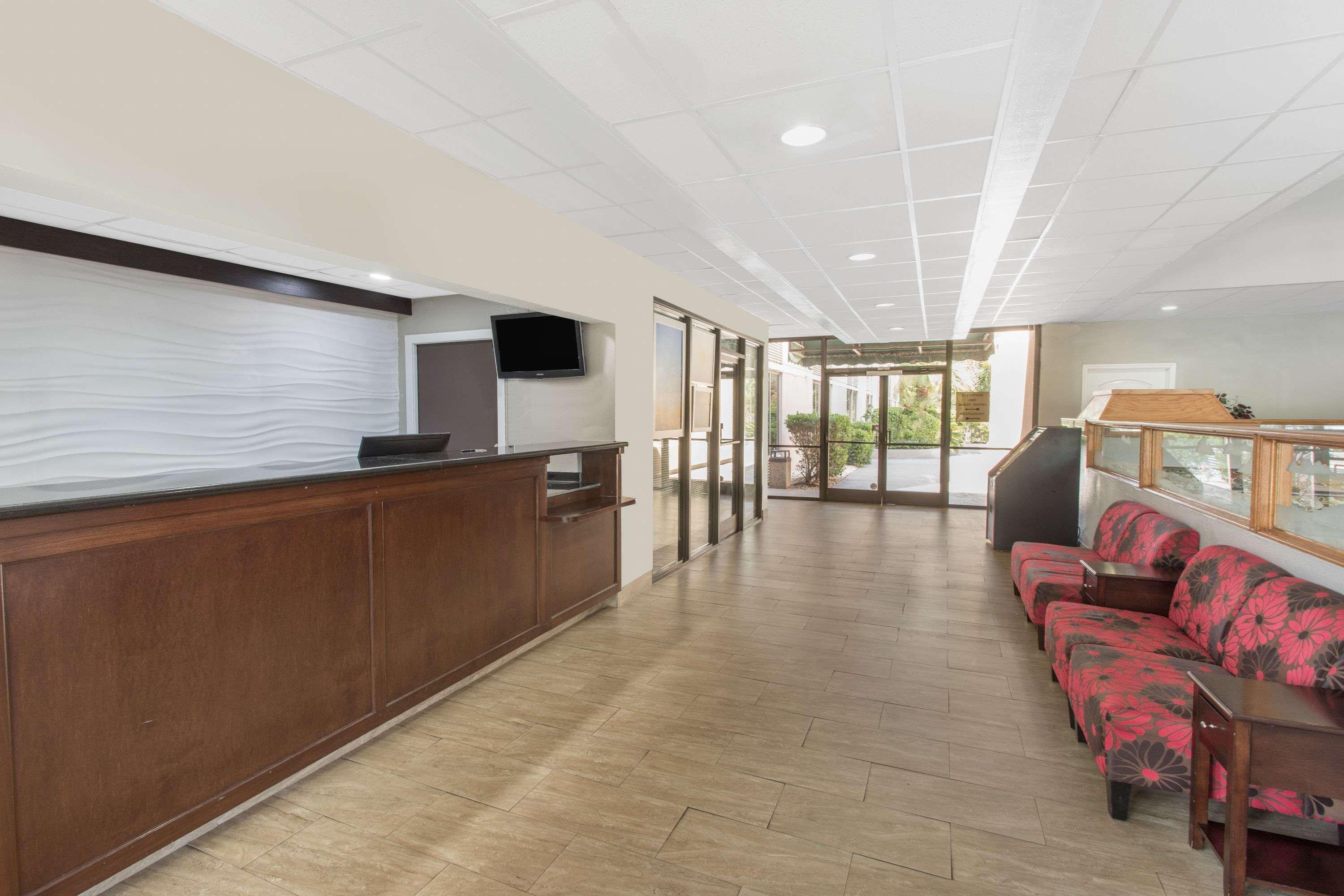 Days Inn By Wyndham Myrtle Beach Socastee Dış mekan fotoğraf