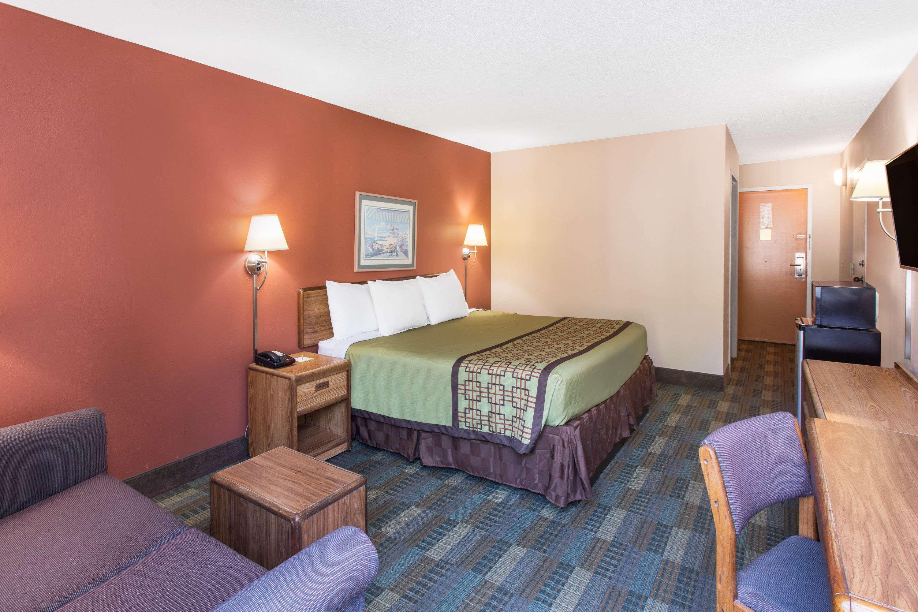 Days Inn By Wyndham Myrtle Beach Socastee Dış mekan fotoğraf